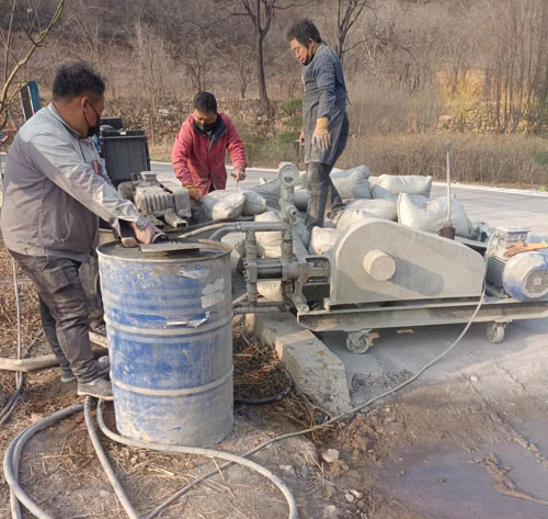 平南路面下沉注浆